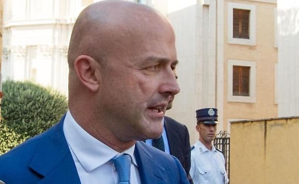 1510243872461.jpg gianluigi nuzzi