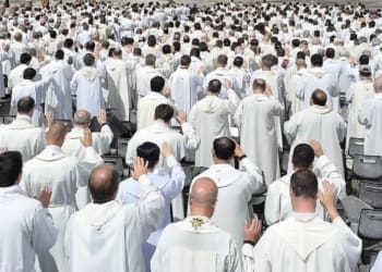 Domenica torna APPunti. 8 pagine speciali sul seminario e la formazione dei preti articleimage